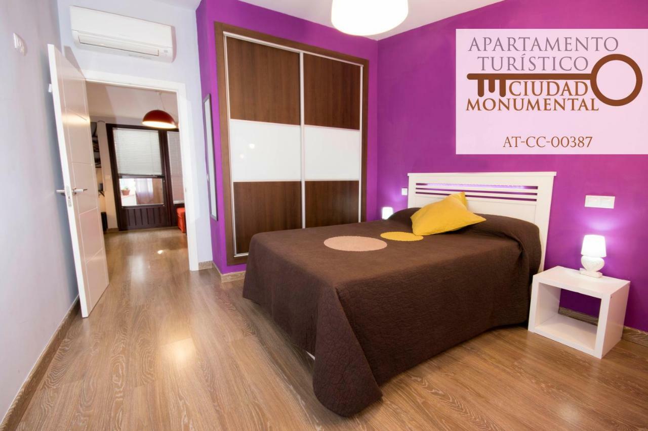 Apartamento Ciudad Monumental Caces Buitenkant foto