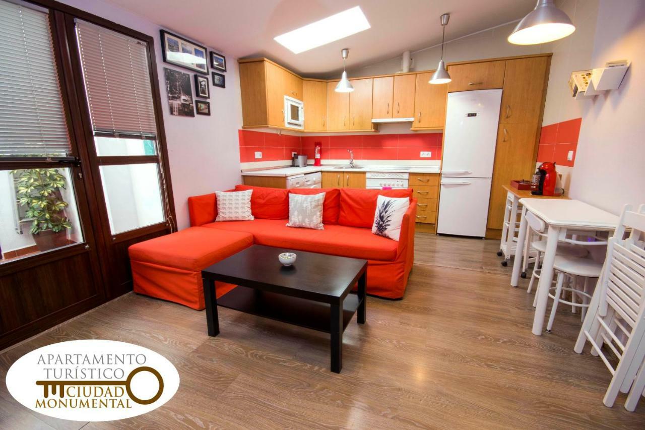 Apartamento Ciudad Monumental Caces Buitenkant foto